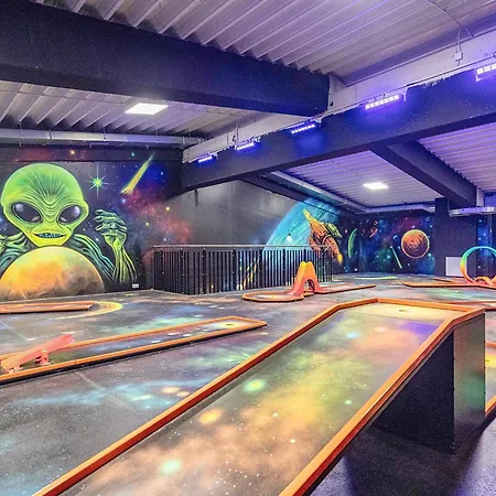 Apartment 6 Person In