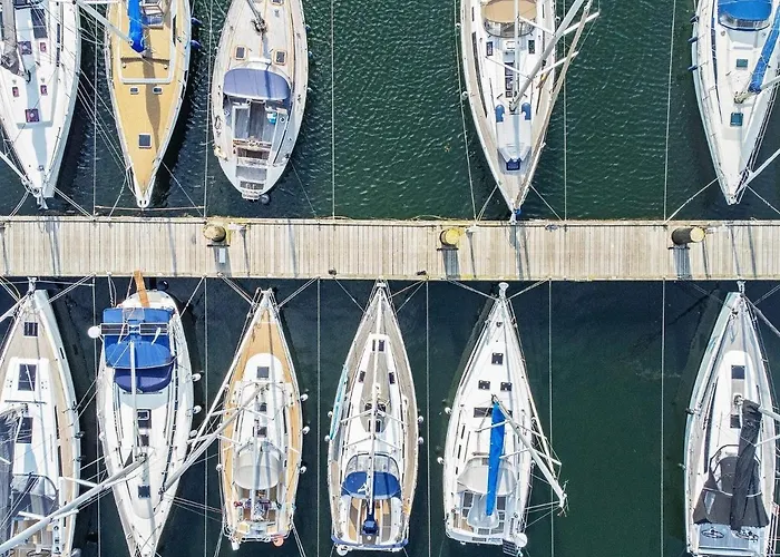 6 Person In Διαμέρισμα